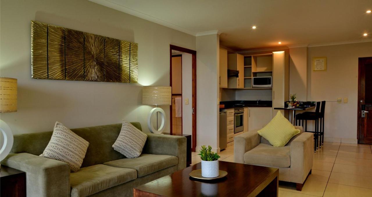 Anew Hotel Ocean Reef Zinkwazi エクステリア 写真