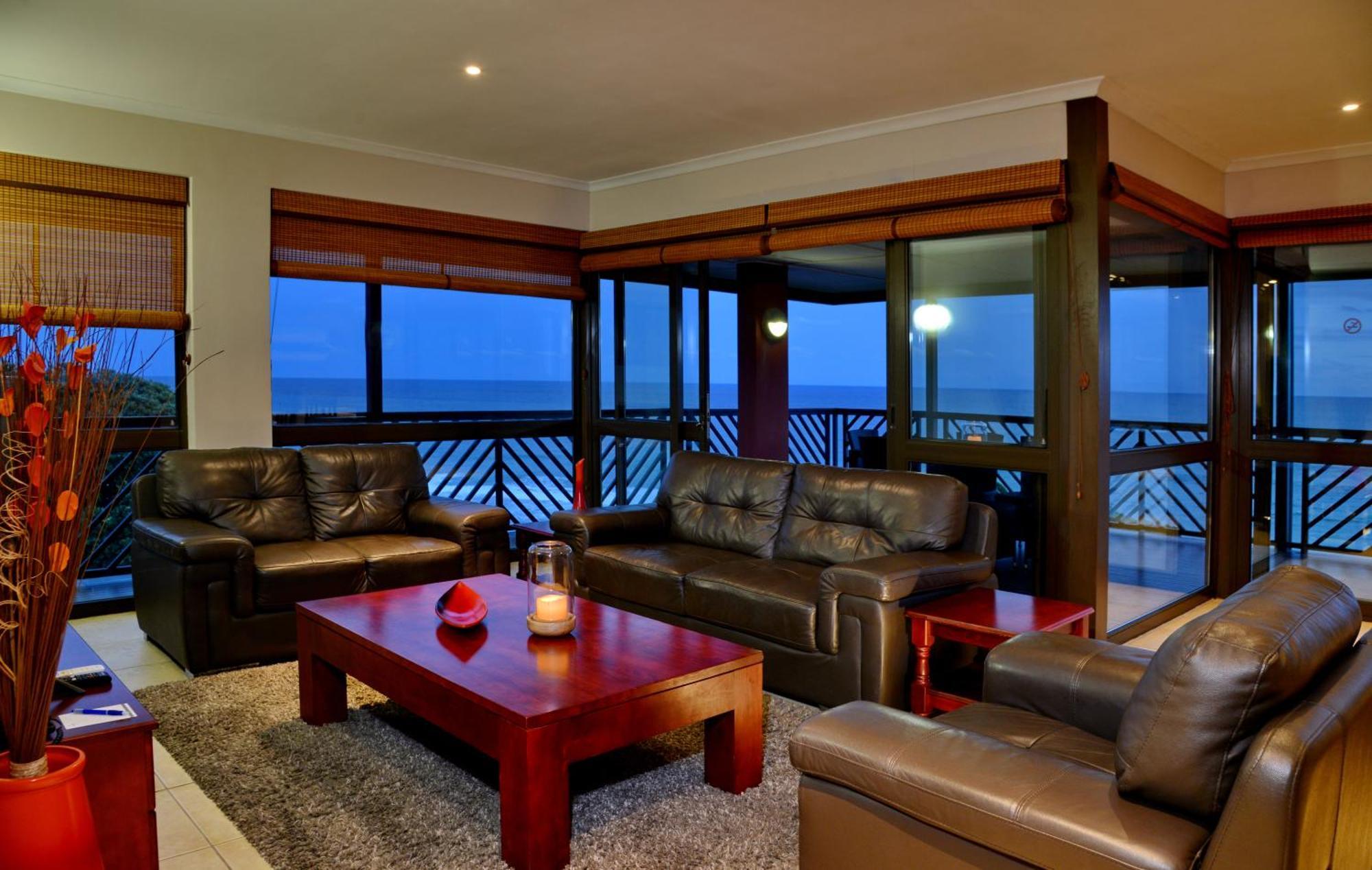 Anew Hotel Ocean Reef Zinkwazi エクステリア 写真