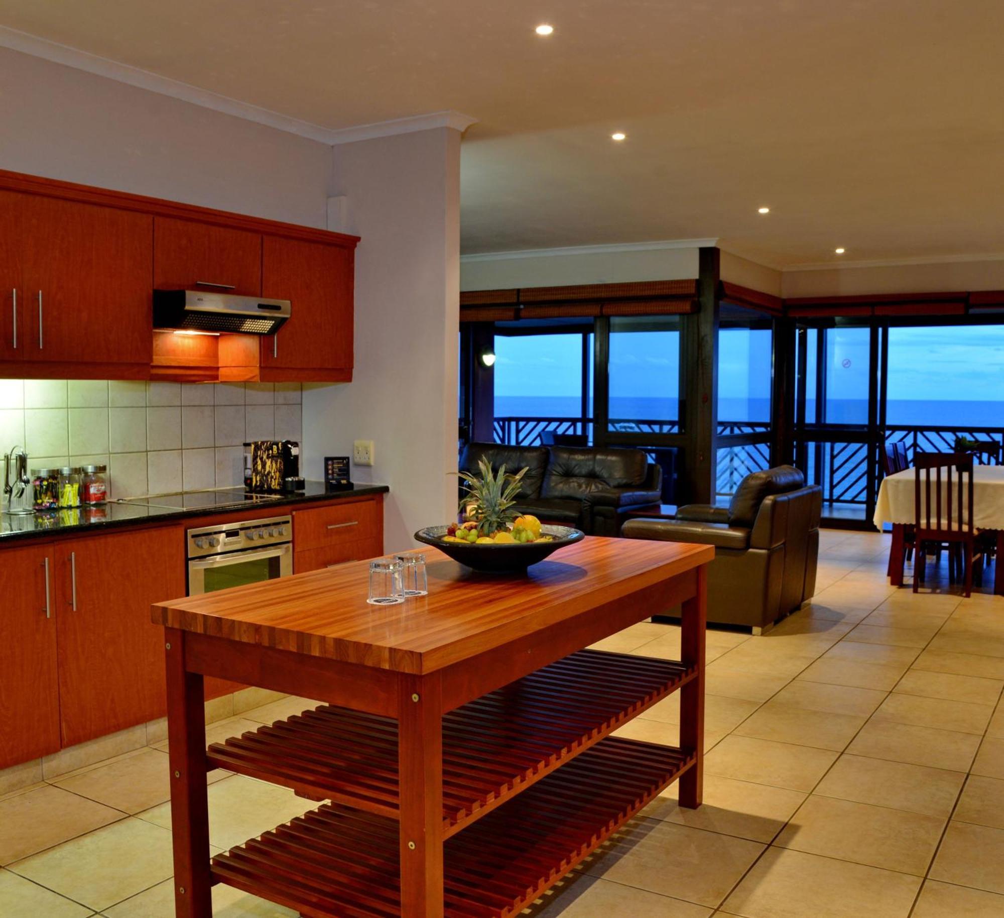 Anew Hotel Ocean Reef Zinkwazi エクステリア 写真